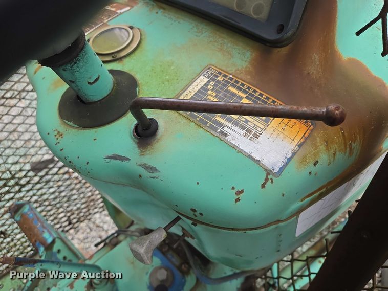 image for item EF1910 1980 Ford 4100 tractor