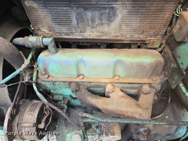 image for item EF1910 1980 Ford 4100 tractor