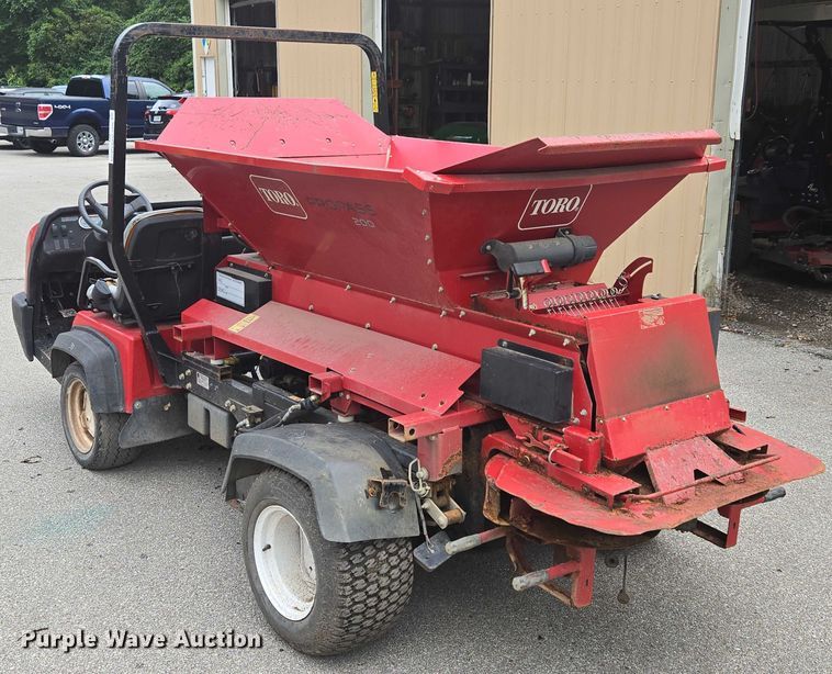 image for item EF1912 Toro Workman utility vehicle