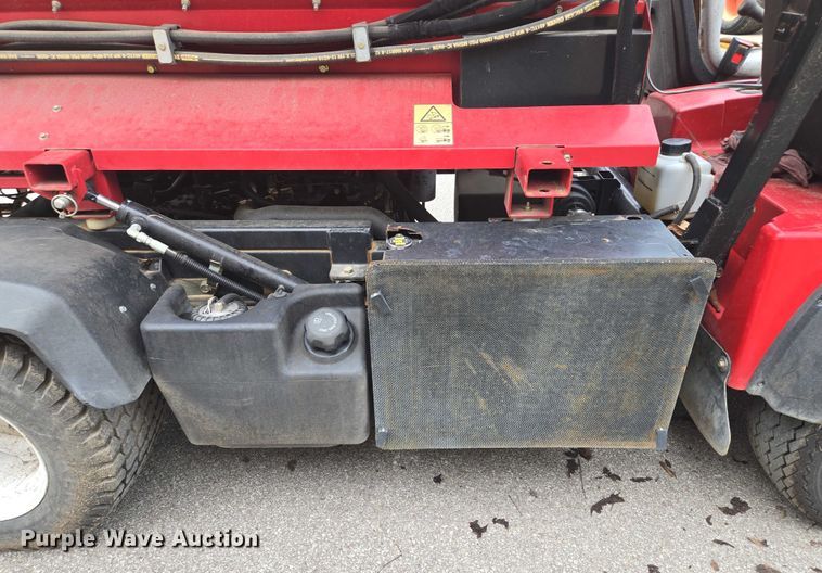 image for item EF1912 Toro Workman utility vehicle