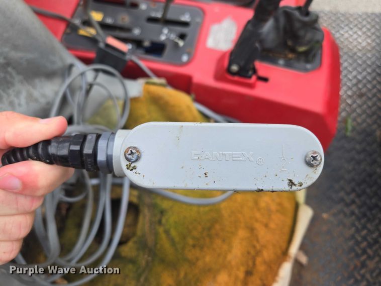 image for item EF1912 Toro Workman utility vehicle