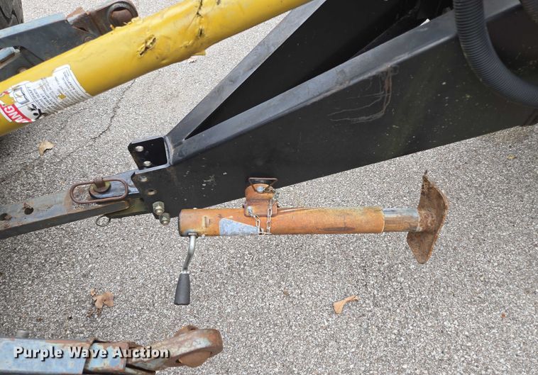 image for item EF1913 Toro Varsa-Vac turf sweeper