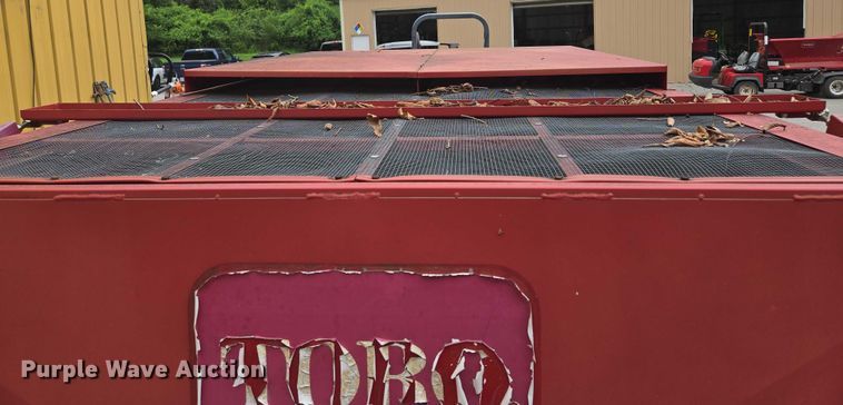 image for item EF1913 Toro Varsa-Vac turf sweeper