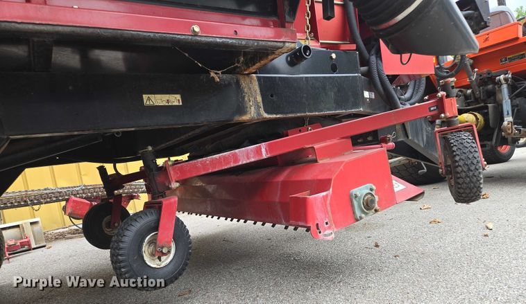 image for item EF1913 Toro Varsa-Vac turf sweeper