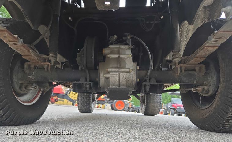 image for item EF1914 EZ-GO ST golf cart