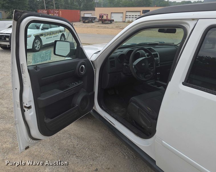 image for item EF1933 2011 Dodge Nitro SUV