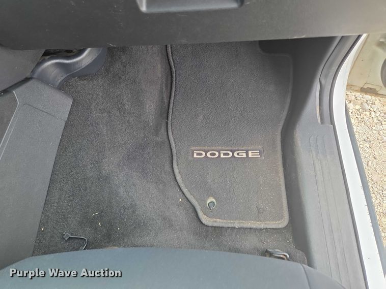 image for item EF1933 2011 Dodge Nitro SUV