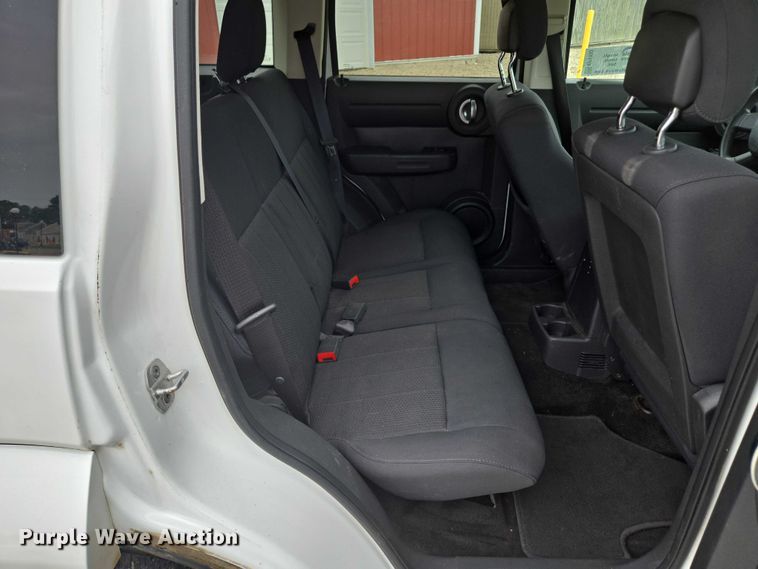 image for item EF1933 2011 Dodge Nitro SUV