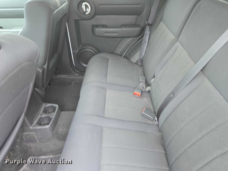 image for item EF1933 2011 Dodge Nitro SUV