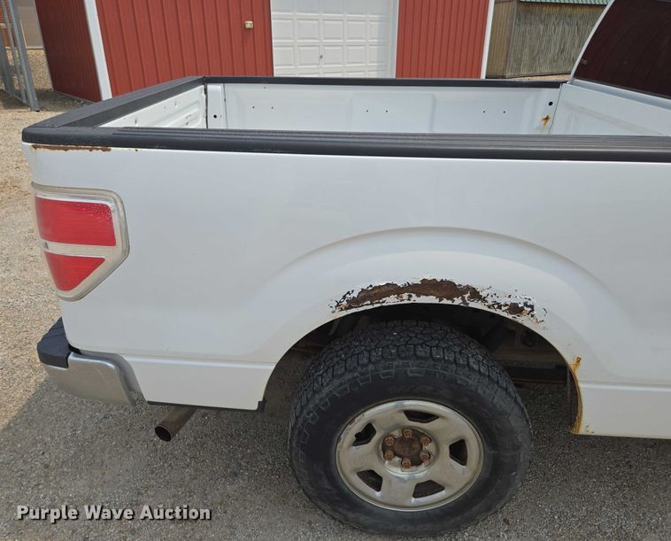 image for item EF1935 2010 Ford F150  SuperCab pickup truck