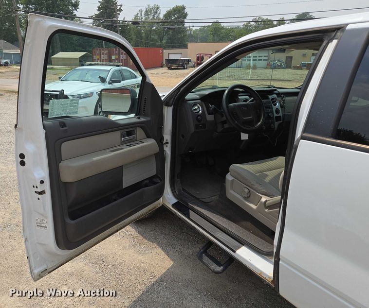 image for item EF1935 2010 Ford F150  SuperCab pickup truck