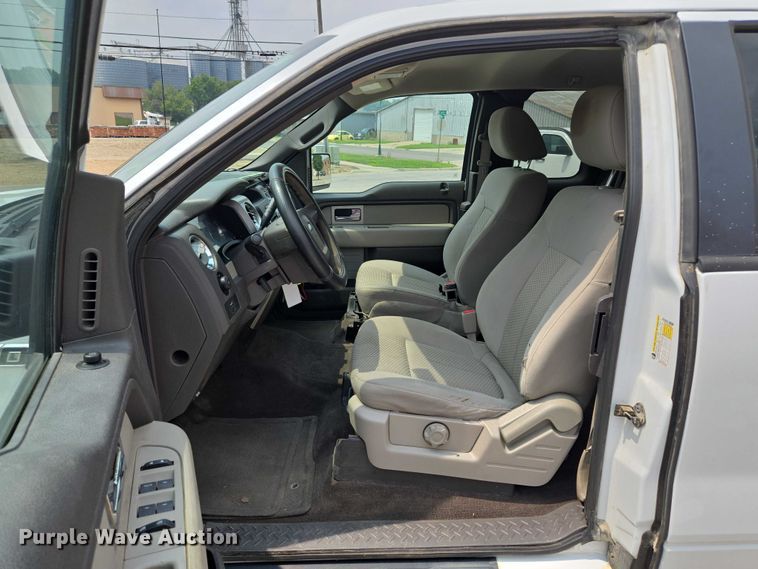 image for item EF1935 2010 Ford F150  SuperCab pickup truck