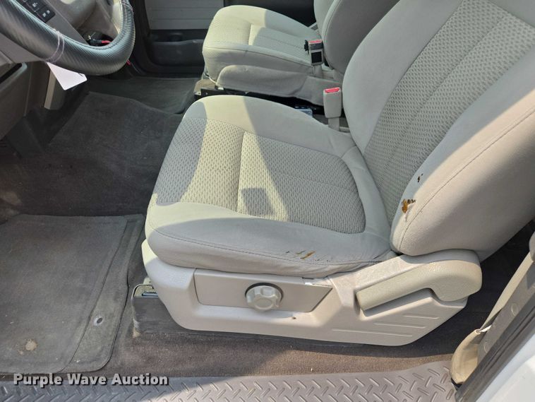 image for item EF1935 2010 Ford F150  SuperCab pickup truck