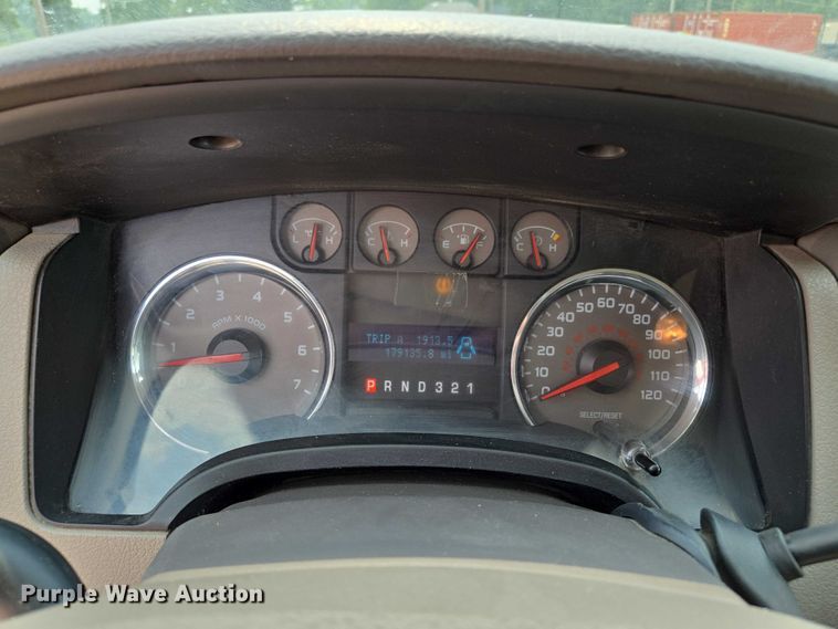 image for item EF1935 2010 Ford F150  SuperCab pickup truck