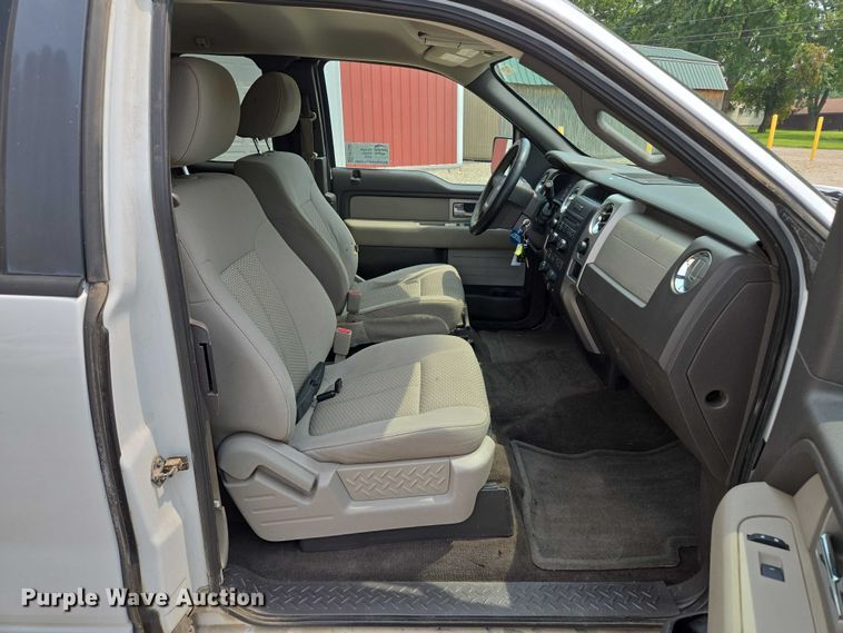 image for item EF1935 2010 Ford F150  SuperCab pickup truck