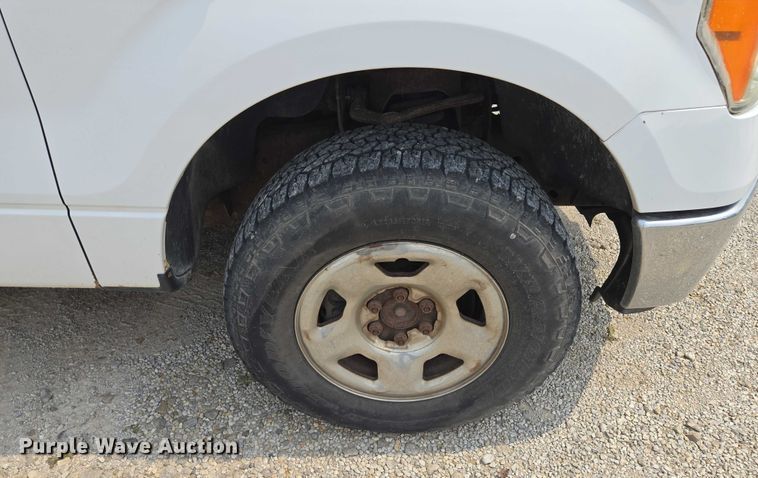 image for item EF1935 2010 Ford F150  SuperCab pickup truck