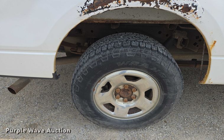 image for item EF1935 2010 Ford F150  SuperCab pickup truck