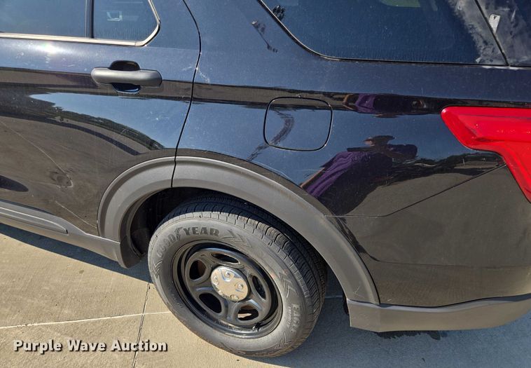 image for item EF1936 2020 Ford Explorer Police Interceptor SUV