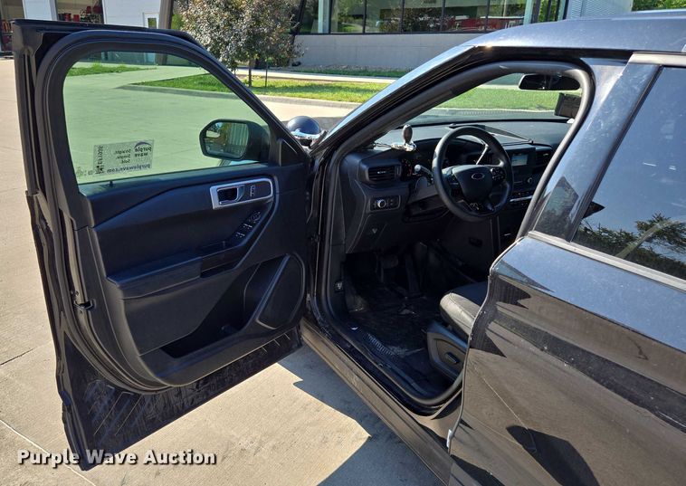 image for item EF1936 2020 Ford Explorer Police Interceptor SUV