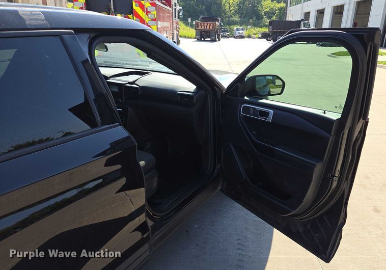 image for item EF1936 2020 Ford Explorer Police Interceptor SUV