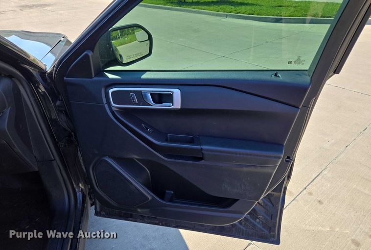 image for item EF1936 2020 Ford Explorer Police Interceptor SUV