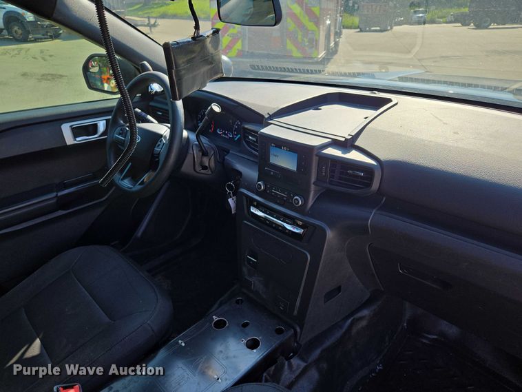 image for item EF1936 2020 Ford Explorer Police Interceptor SUV