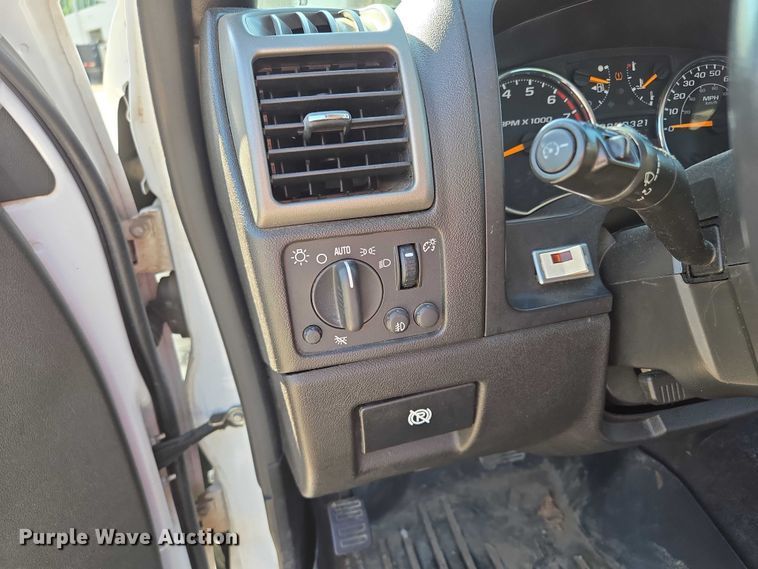 image for item EF1937 2012 Chevrolet Colorado pickup truck