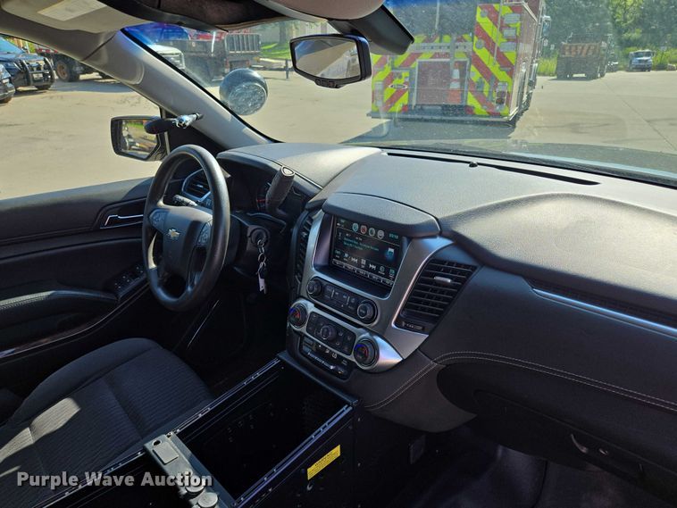 image for item EF1938 2019 Chevrolet Tahoe Police SUV