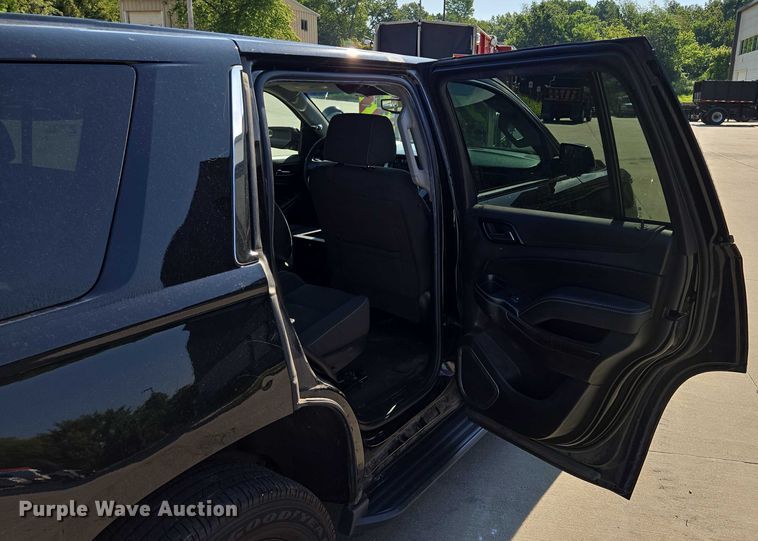image for item EF1938 2019 Chevrolet Tahoe Police SUV