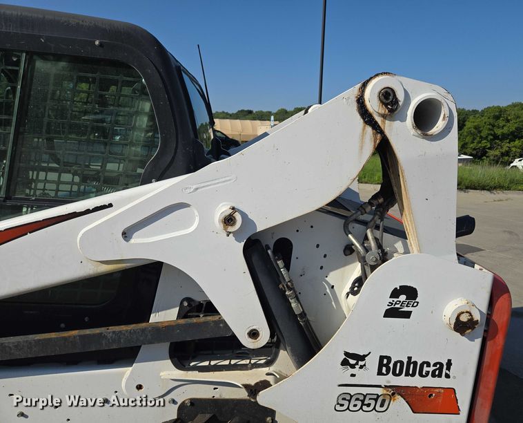 image for item EF1939 2018 Bobcat S650 skid steer loader