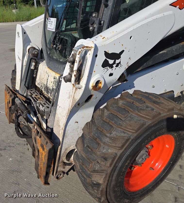 image for item EF1939 2018 Bobcat S650 skid steer loader