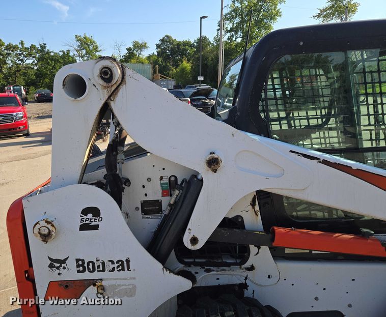 image for item EF1939 2018 Bobcat S650 skid steer loader