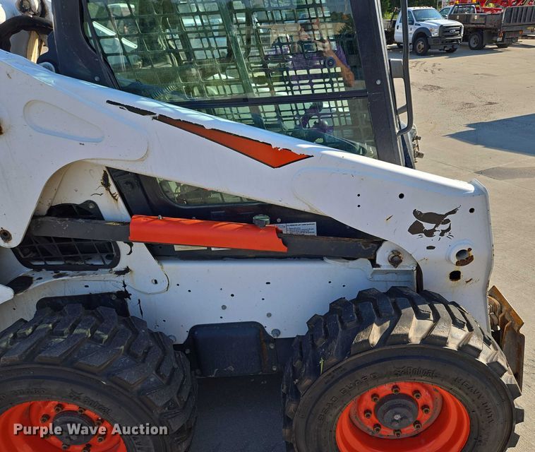 image for item EF1939 2018 Bobcat S650 skid steer loader