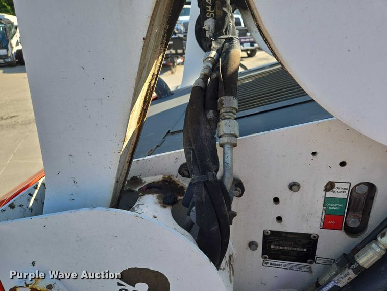 image for item EF1939 2018 Bobcat S650 skid steer loader