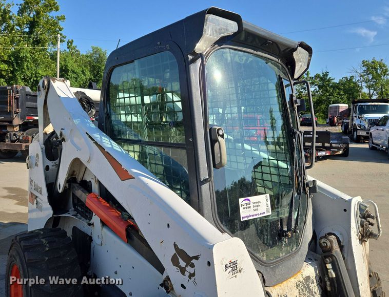image for item EF1939 2018 Bobcat S650 skid steer loader