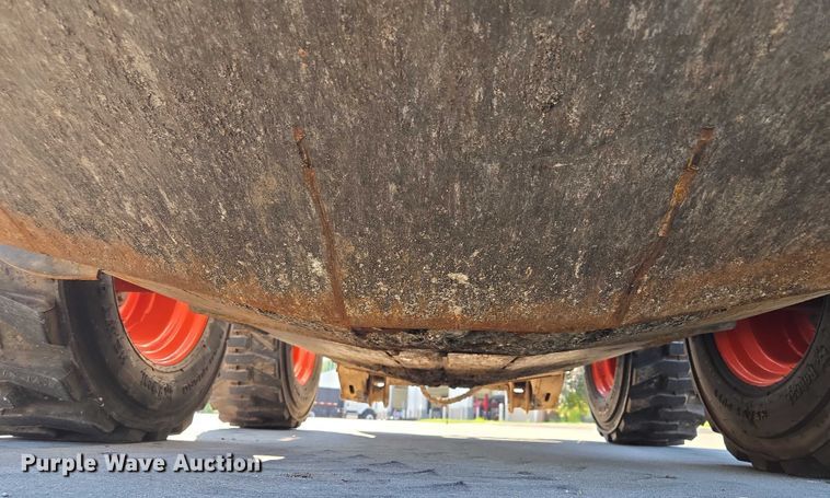 image for item EF1939 2018 Bobcat S650 skid steer loader