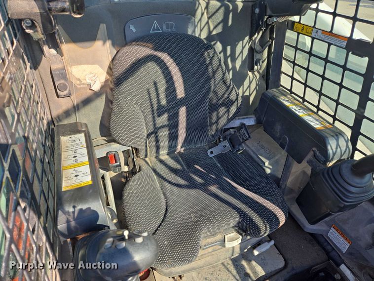 image for item EF1939 2018 Bobcat S650 skid steer loader