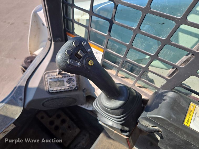 image for item EF1939 2018 Bobcat S650 skid steer loader