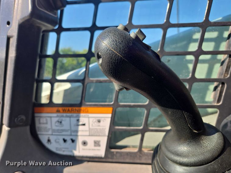 image for item EF1939 2018 Bobcat S650 skid steer loader