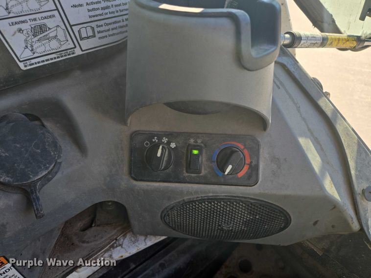 image for item EF1939 2018 Bobcat S650 skid steer loader