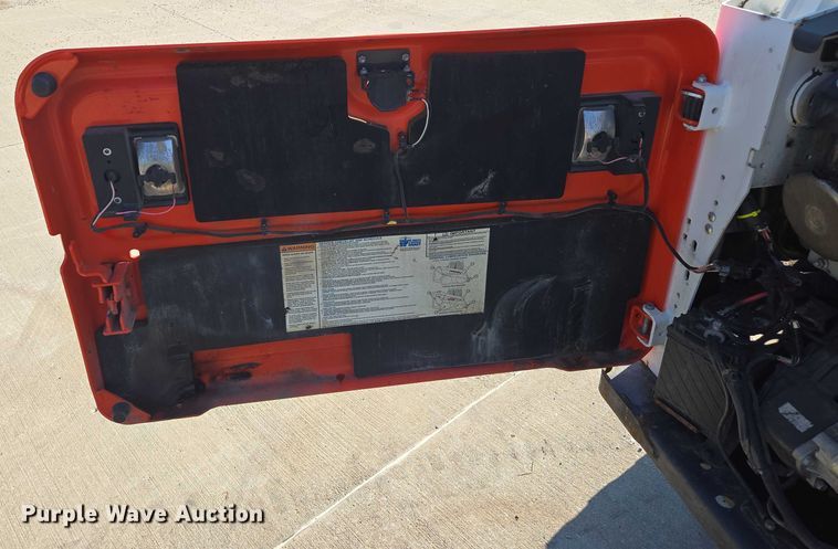 image for item EF1939 2018 Bobcat S650 skid steer loader