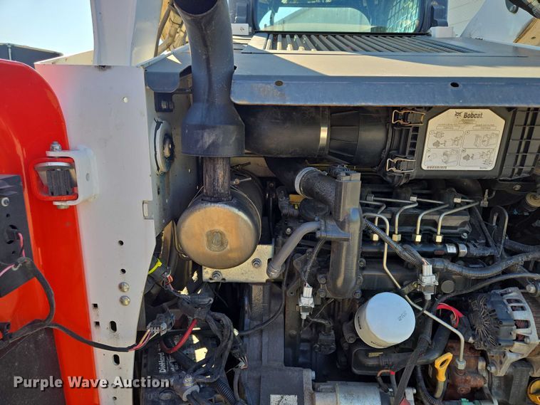 image for item EF1939 2018 Bobcat S650 skid steer loader