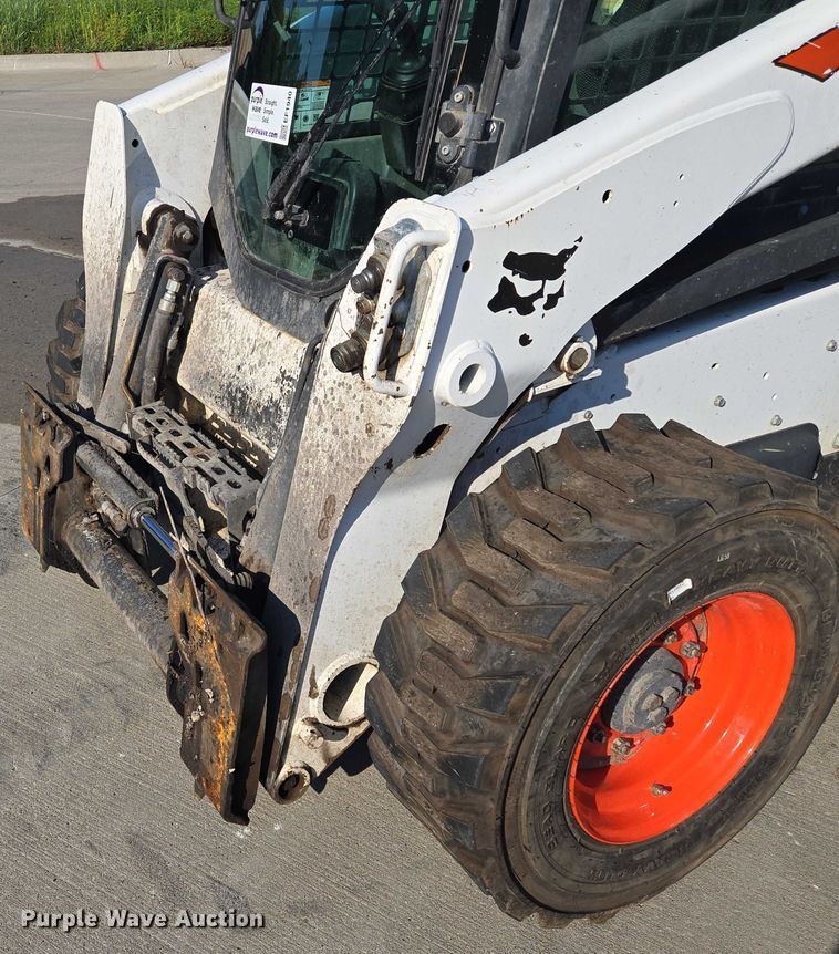 image for item EF1940 2019 Bobcat S650 skid steer loader