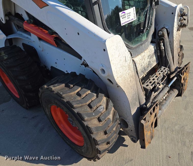 image for item EF1940 2019 Bobcat S650 skid steer loader