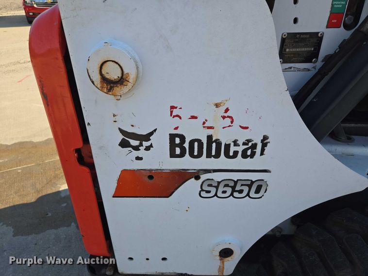 image for item EF1940 2019 Bobcat S650 skid steer loader