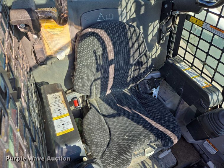 image for item EF1940 2019 Bobcat S650 skid steer loader