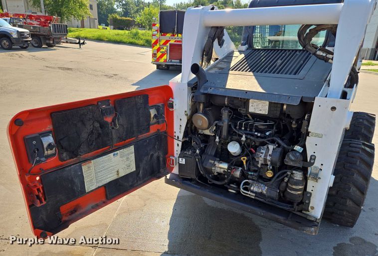 image for item EF1940 2019 Bobcat S650 skid steer loader