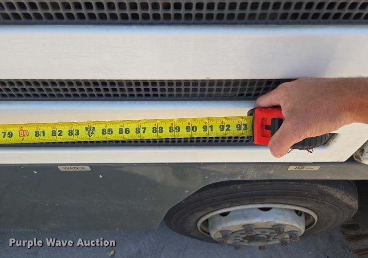 image for item EF1941 2016 Ravo 5 Series 540 street sweeper