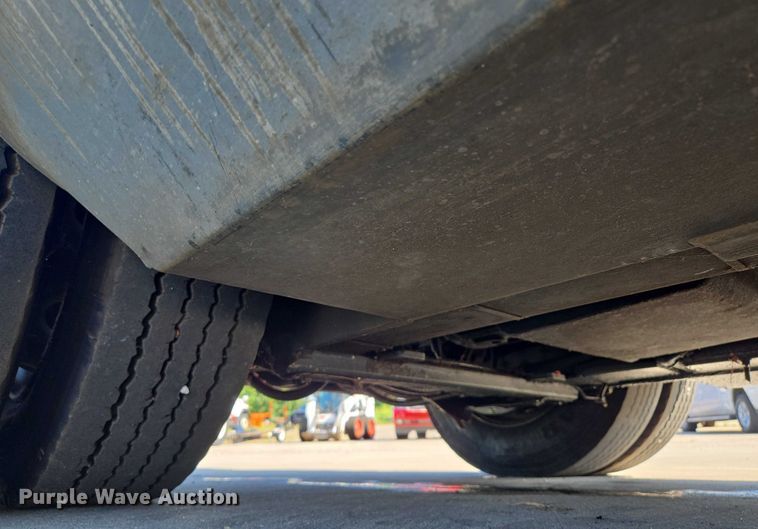 image for item EF1941 2016 Ravo 5 Series 540 street sweeper