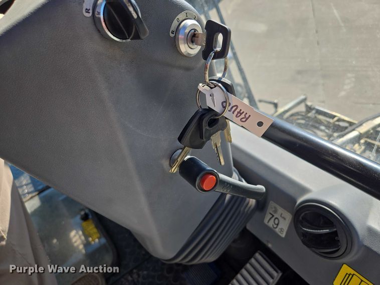 image for item EF1941 2016 Ravo 5 Series 540 street sweeper